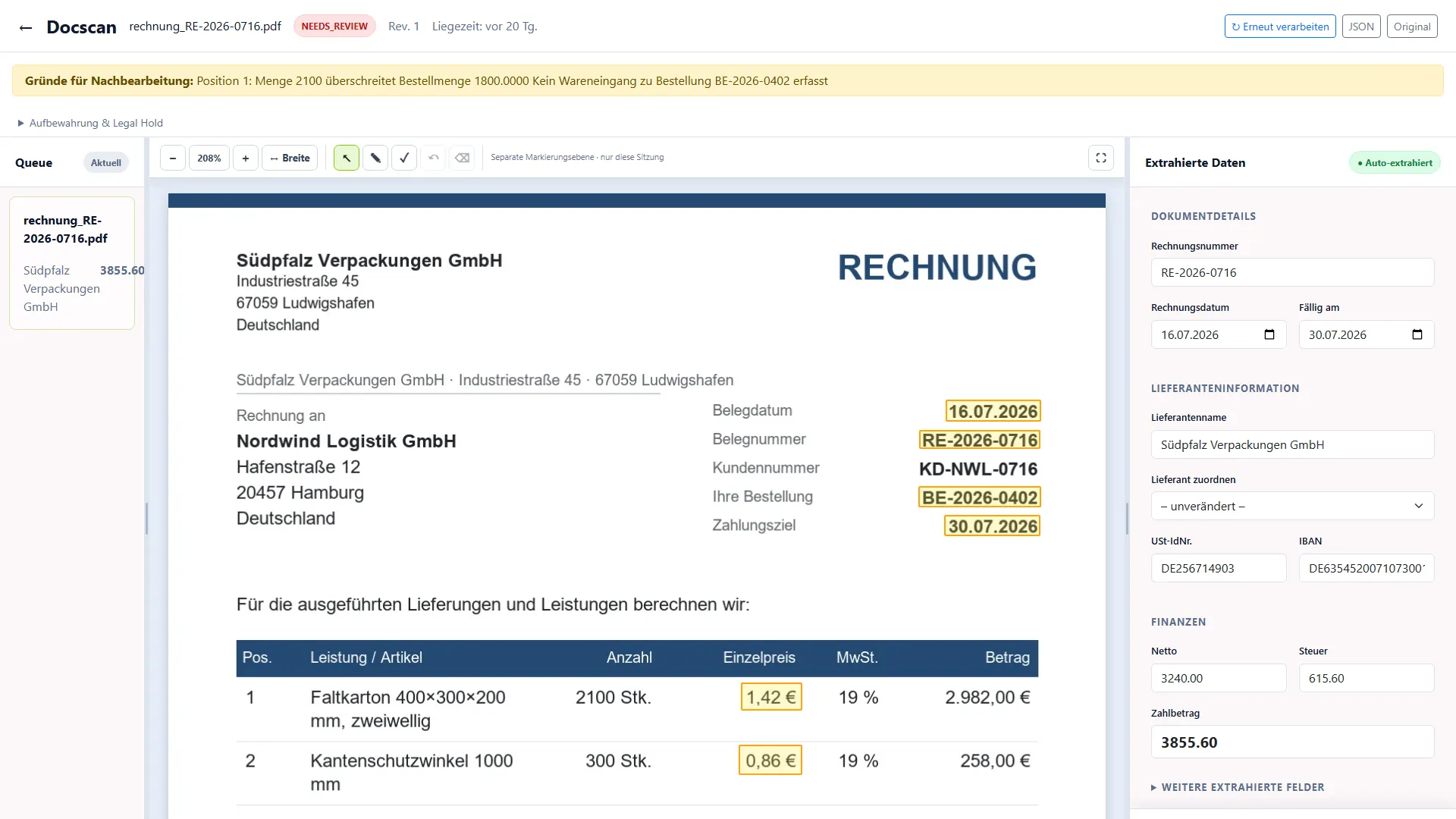 DocScan Rechnungsprüfung mit Originalbeleg und extrahierten Feldern nebeneinander